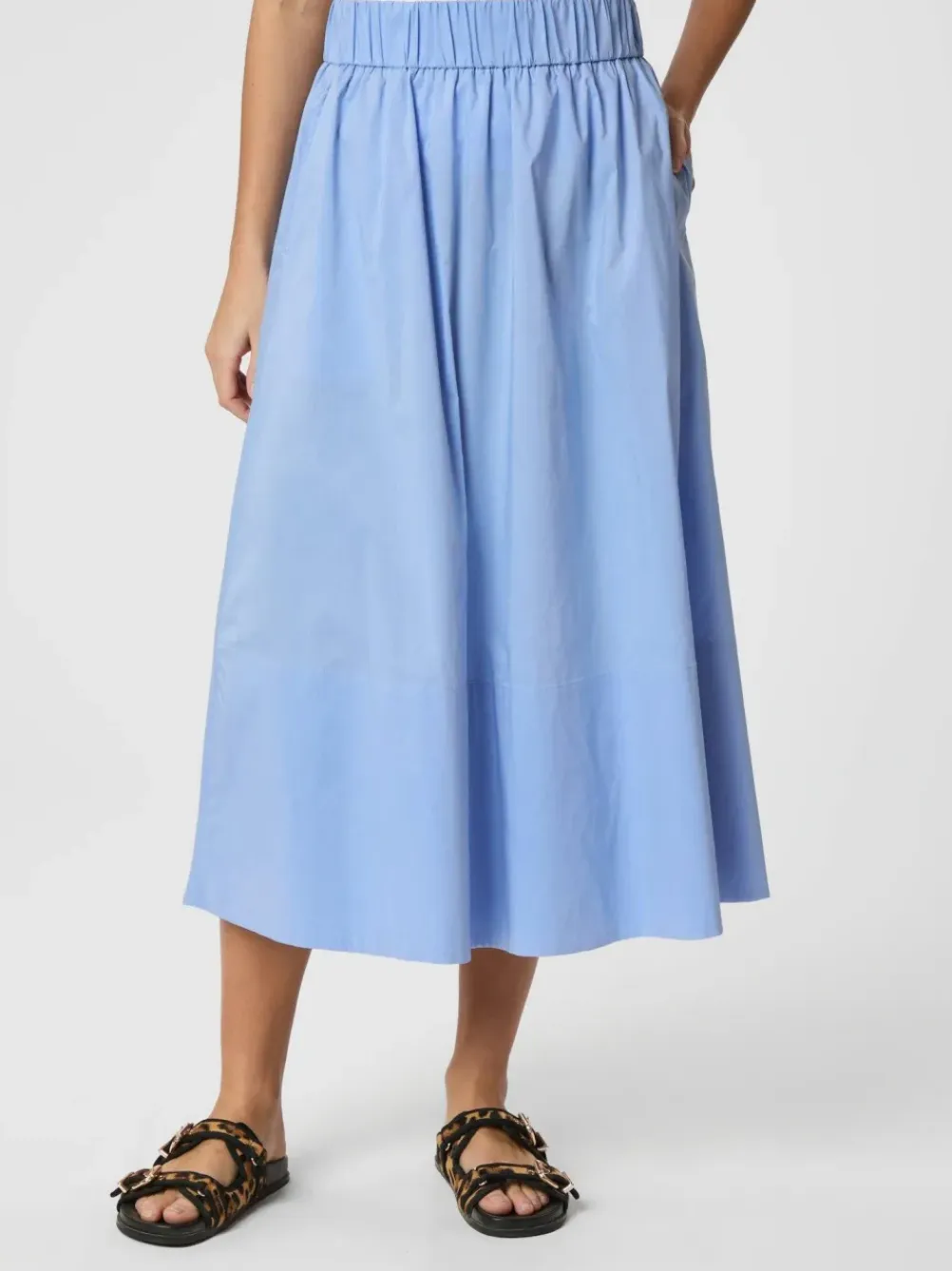 NEO NOIR Yara Poplin Skirt Sky Blue