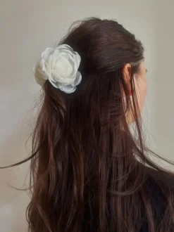 PICO COPENHAGEN Organza Flower Claw Ivory
